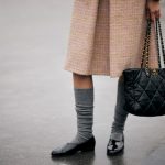 El zapato de Clarks que vuelve locas a las parisinas (¡y no son ni mocasines ni bailarinas!)