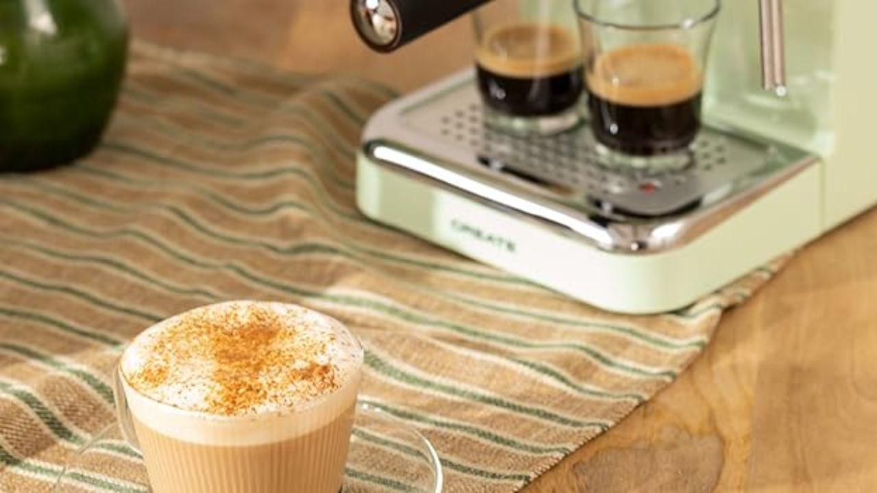 ¡La cafetera semiautomática más vendida de Create se desploma hoy con solo 20 bares y 1.100 W!