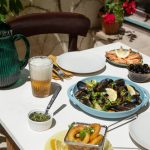 ¡Descubre la solución infalible que elimina las moscas de tu comida para siempre!