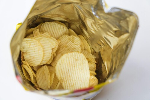 ¡Olvídate de las pinzas! Descubre el mini sellador que revolucionará tus patatas de bolsa