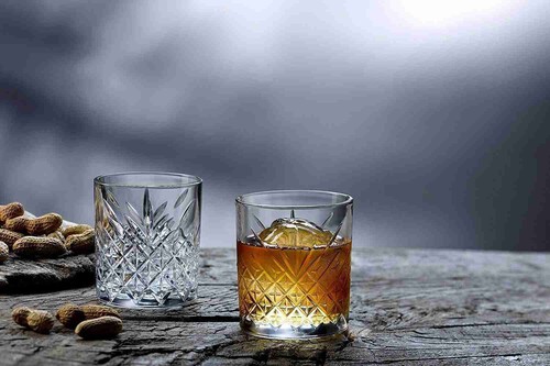 ¡Este whisky escocés de malta de 200 años te dejará sin aliento, tienes que probarlo YA!