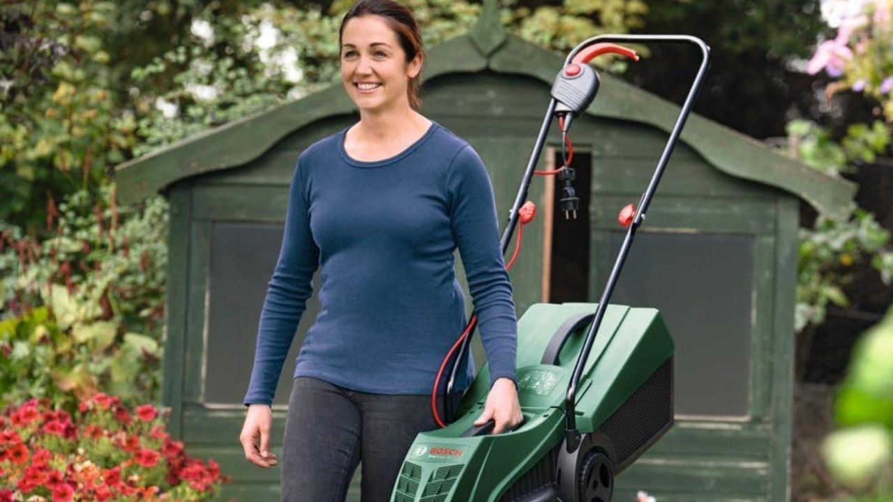 ¡Increíble! Este cortacésped Bosch de 120 V se desploma un 40 % y arrasa en reseñas