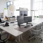 ¡Este escritorio elevable barato cambiará la forma en que trabajas para siempre!