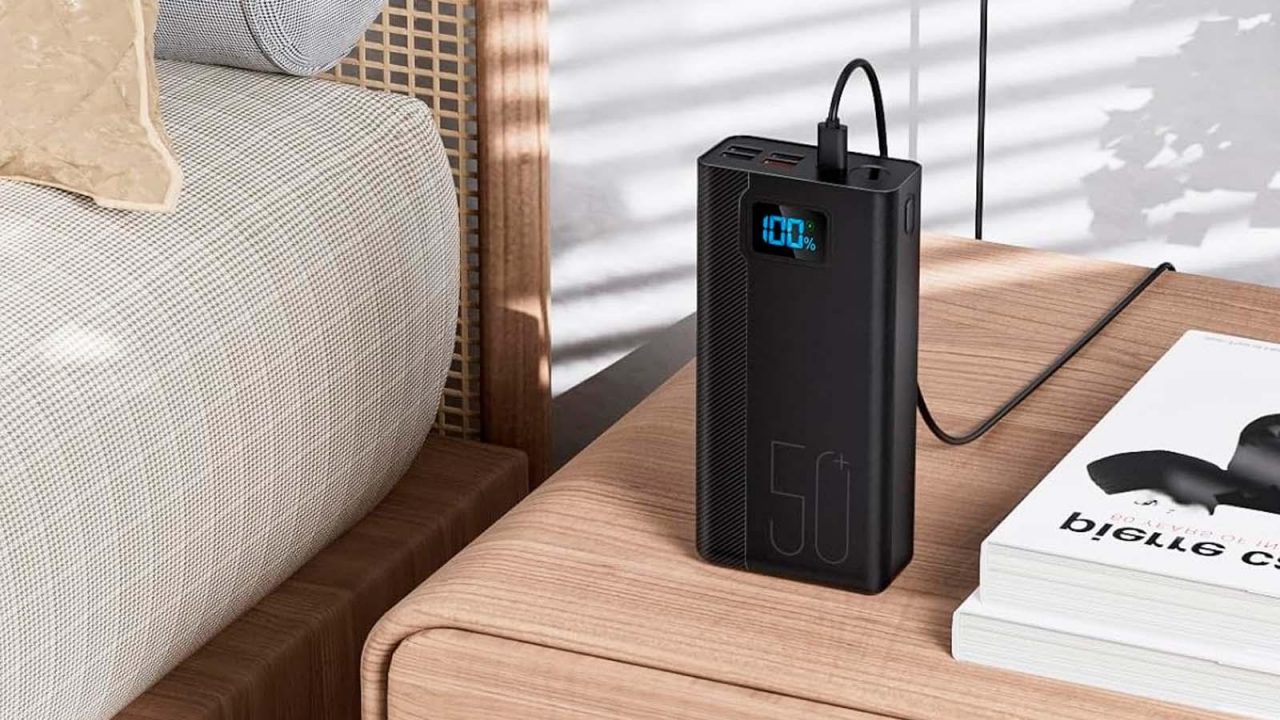 ¡Esta batería externa de 50.000 mAh de Amazon está revolucionando y nunca se apaga!