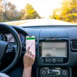 ¡Di adiós a los cables en tu coche con este adaptador inalámbrico que todos quieren!