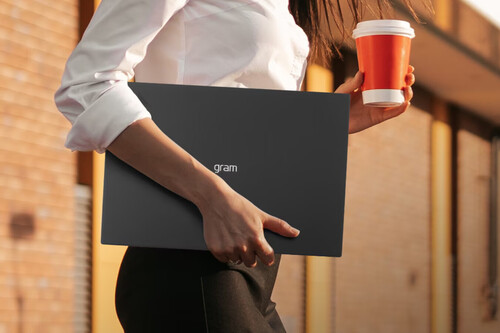 ¡LG lanza un portátil que dura MÁS DE 24 HORAS y no creerás su precio!