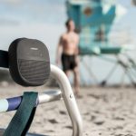 ¡Increíble! Este altavoz Bluetooth barato de Bose es PERFECTO para la playa y la bici