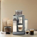 ¡La cafetera superautomática más vendida con molinillo y 19 bares arrasa en Amazon a precio de locura!