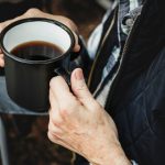 ¡La cafetera portátil que revolucionará tus excursiones sin usar ni una batería!