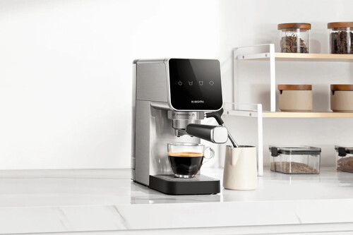 ¡Olvídate del bar! Xiaomi lanza la cafetera semi automática que revolucionará tu casa (y no creerás su precio)