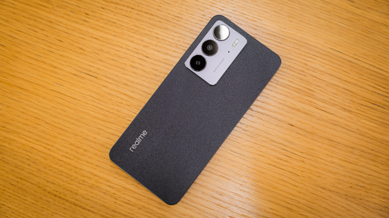 ¡Xiaomi y realme se pelean para lanzar el móvil perfecto y barato! ¿Quién ganará esta batalla épica?