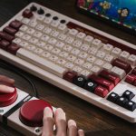 ¡Este teclado inspirado en la NES está de oferta y no querrás perdértelo!