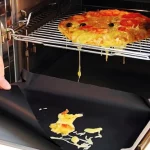 Este truco cambiará tu vida: olvídate de limpiar el horno y deja que el queso caiga sin miedo