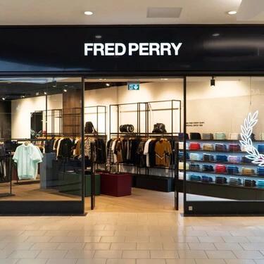¡Revive la Esencia del Estilo! Descubre las Zapatillas Fred Perry a Mitad de Precio en El Corte Inglés