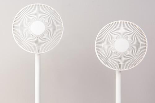 Revive la brisa de los veranos de infancia con el ingenioso ventilador 2 en 1 de Xiaomi, ¡ahora en oferta!