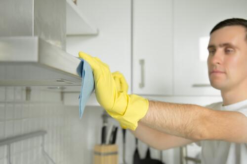 Revive la alegría de una cocina impecable con este limpiador a vapor que limpia en una pasada