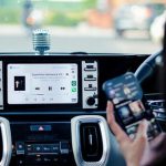 Descubre la Libertad Sin Cables: Revive la Magia de la Carretera con Este Adaptador Inalámbrico por Menos de 50 Euros