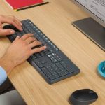 ¡No vas a creer lo que Amazon vende por solo 20 euros: este combo Logitech para PC!