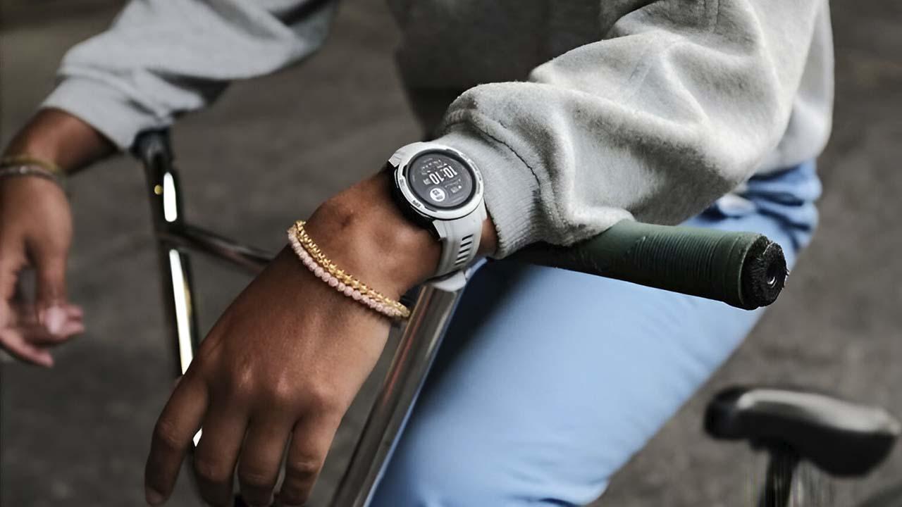 ¡Increíble! Amazon hunde el precio de este smartwatch Garmin solar y vuelan las unidades