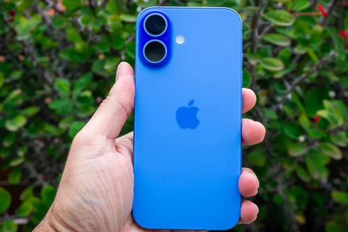 ¡Increíble! Amazon hunde el precio del iPhone 16 a su mínimo histórico y casi iguala al iPhone 16e