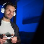 ¡No vas a creer cuánto cuesta esta lámpara de PlayStation que transformará tu setup gaming!