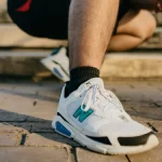 ¡Impresionante! New Balance liquida TODAS sus zapatillas a mitad de precio antes de que termine el mes