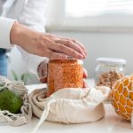 ¡Olvídate de golpes y cuchillos! Descubre el truco eléctrico que abrirá tus tarros en segundos sin esfuerzo