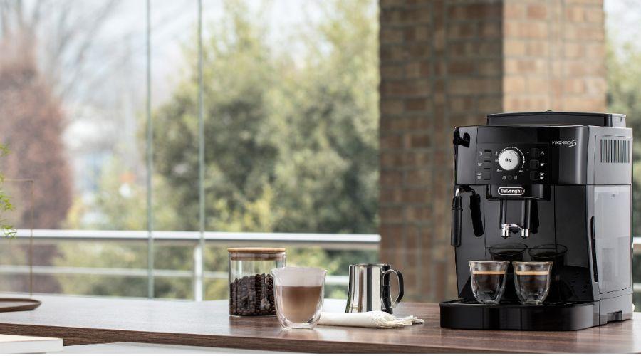 ¡Amazon destruye a LIDL con un descuentazo del 40 % en la cafetera superautomática que nunca consigues!