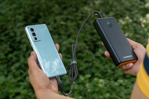¡Este PowerBank casi infinito te habría salvado incluso en la selva durante el apagón!