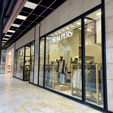 ¡Increíble! El Corte Inglés liquida Scalpers con prendas ¡a mitad de precio!