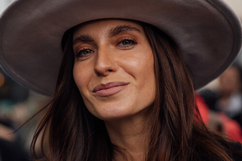 ¡El secreto para eliminar bolsas y ojeras es esta crema para hemorroides carísima que ahora cuesta casi nada!