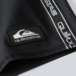 Quiksilver echa el cierre a sus tiendas y lanza bañadores al 50% que están volando