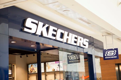 ¡Olvídate de los mocasines! Esta alternativa de Skechers arrasa por su comodidad y su precio casi regalado
