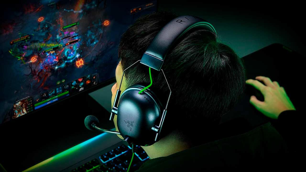 ¡Locura total! Razer revienta el precio de sus auriculares BlackShark V2 X para PC y consolas 🔥