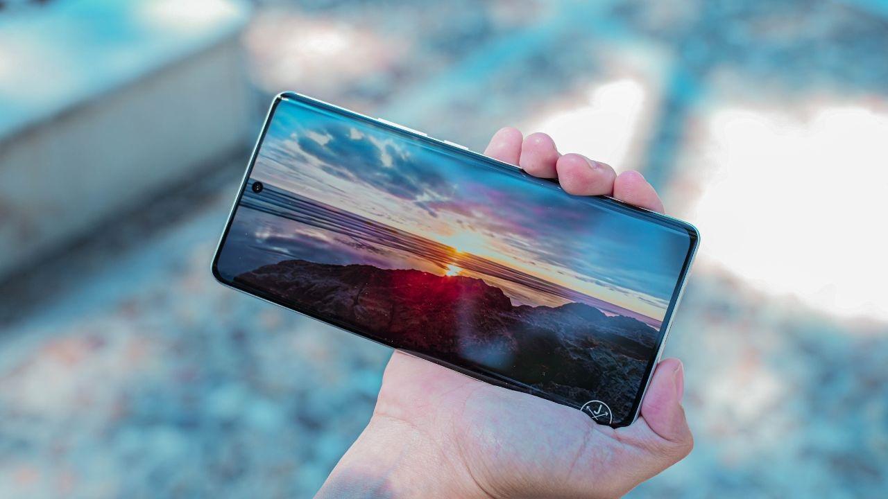 ¡Solo hoy! Consigue el Realme premium que siempre quisiste con 300 € de descuento irrepetible