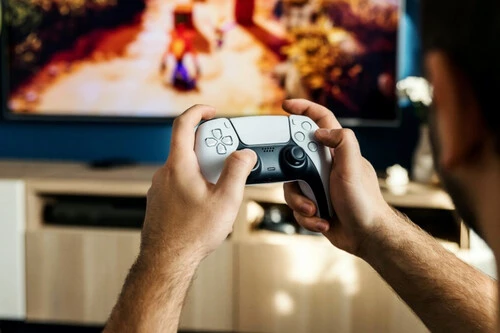 ¡La PS5 está más barata que nunca en Amazon y no necesitas esperar a GTA VI para tenerla!