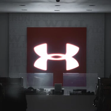 ¡Increíble! El Corte Inglés arrasa con zapatillas Under Armour ¡hasta un 60% más baratas!
