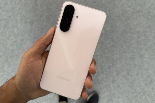 ¡Samsung sorprende con un móvil gama media rebajado que lo tiene TODO!
