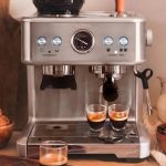 ¡No vas a creer la cafetera espresso que Amazon está liquidando y que todos quieren este año!