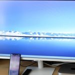 ¡No vas a creer lo que esta pantalla Samsung de 27” puede hacer en tu escritorio!