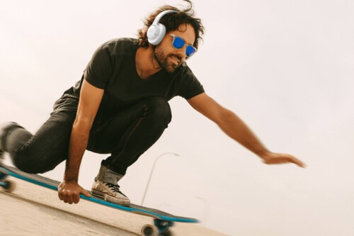 ¡Increíble! Auriculares JBL con batería eterna por menos de 50 euros que no creerás durar tanto