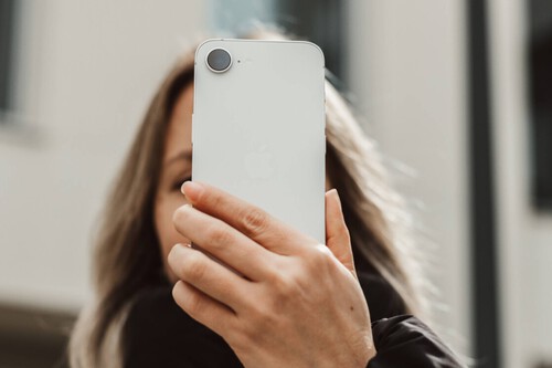 ¡El iPhone 16e cae de precio otra vez y trae Apple Intelligence por casi nada!