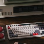 ¡Este teclado mecánico retro tiene superbotones y cuesta menos de lo que imaginas!