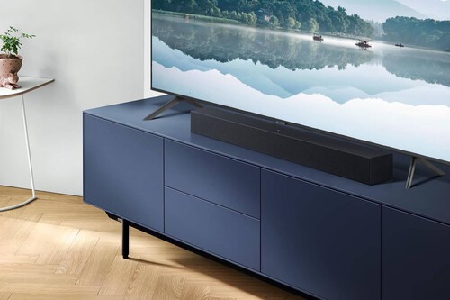¡No vas a creer lo pequeña que es esta barra de sonido Samsung con NFC y Bluetooth!