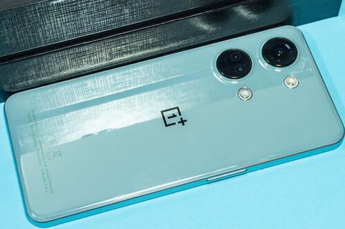 ¡ALERTA URGENTE! El Nuevo OnePlus Nord CE4 vs iPhone 15: ¿Cuál DEVORA al Otro en 2025? ¡Cómpralo AHORA Antes de que Vuelva a Subir de Precio!
